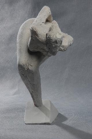 "Looking Out I" an original bronze sculpture by contemporary Chinese sculptor Zhang Yaxi