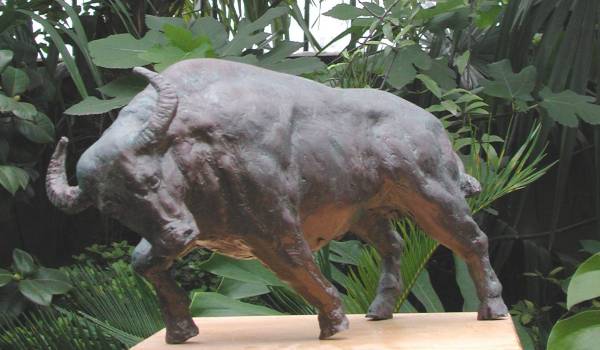 Chinese Bull  sculpture by Zhang Yaxi