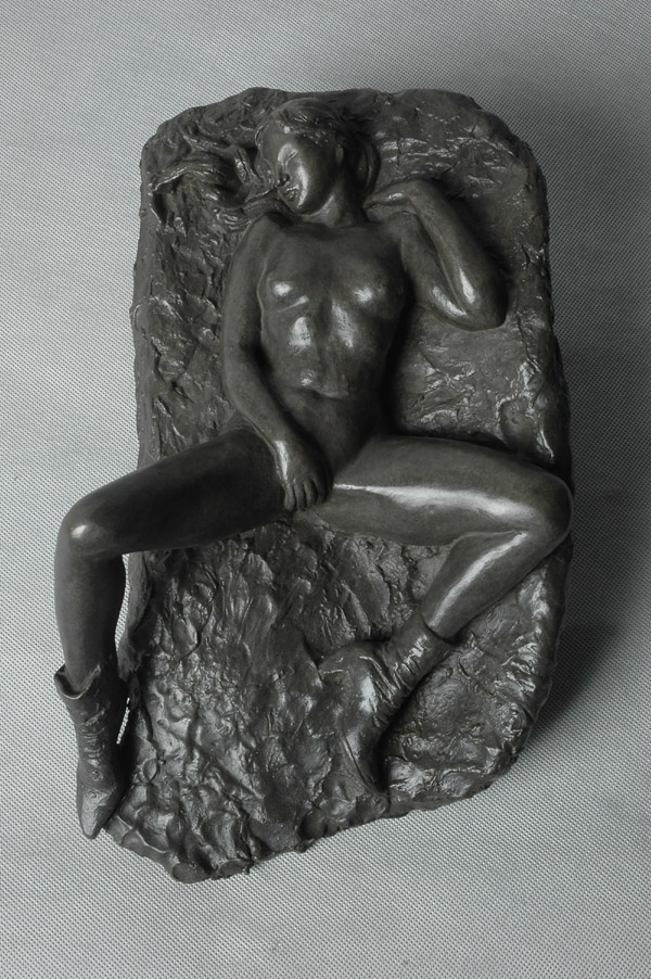 NUDE I - a wall mounted sculpture relief by Zhang Yaxi